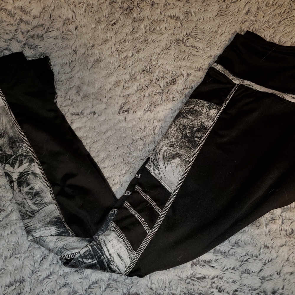 Marble pocket workout leggings